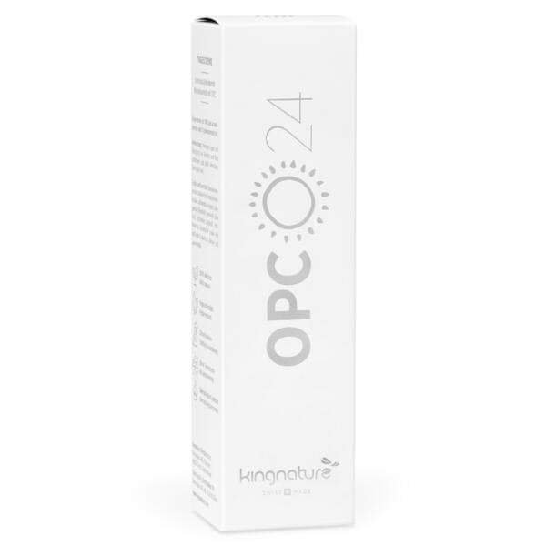 Eine weiße, rechteckige Schachtel mit der Aufschrift „OPC 24 Tagescreme“ mit Sonnenmotiv und dem Markennamen kingnature am Boden. Dieses Swiss Made-Produkt ist ideal für alle, die OPC Tagescreme kaufen möchten. Produktdetails finden Sie auf der Seite der Schachtel.